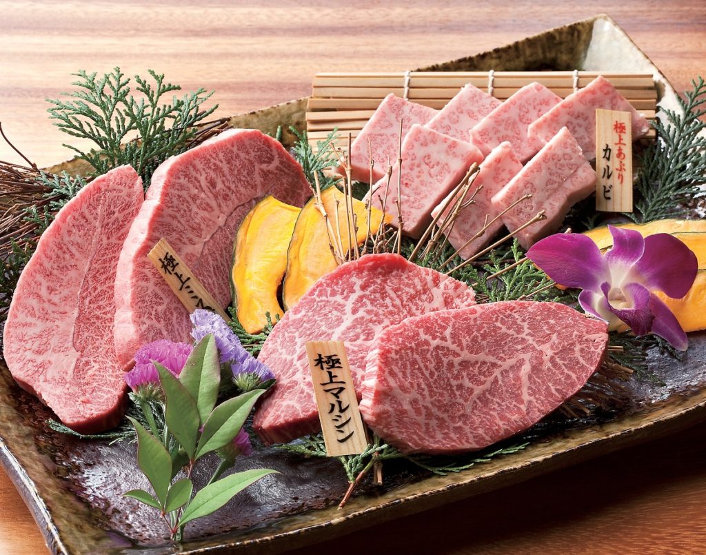 和牛七厘炭火焼肉くいだおれ 七厘の炭火で 5秒炙り が鉄則 香川県で遊ぶ 香川県を知る グルメ イベント 観光 新店情報はタウン情報誌ナイスタウン